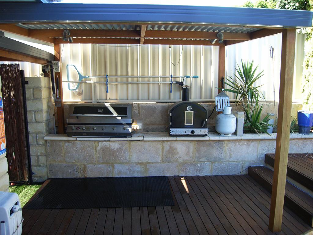 Ocean Reef Homestay Perth Exterior photo