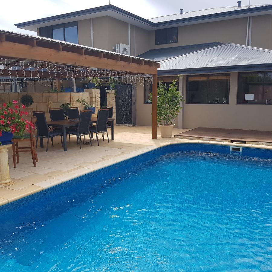 Ocean Reef Homestay Perth Exterior photo